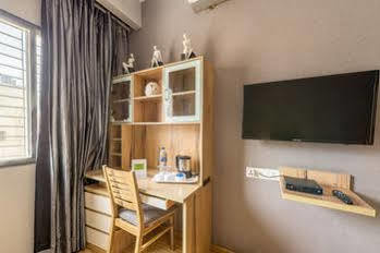 Treebo Golden Pearl Koramangala Hotel Бангалор Екстериор снимка