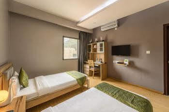 Treebo Golden Pearl Koramangala Hotel Бангалор Екстериор снимка