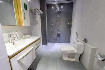 Treebo Golden Pearl Koramangala Hotel Бангалор Екстериор снимка